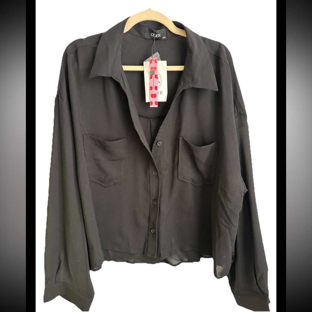 CIDER Women’s Black Sheer Full Sleeve Cropped Button Up Blouse Sz 2X